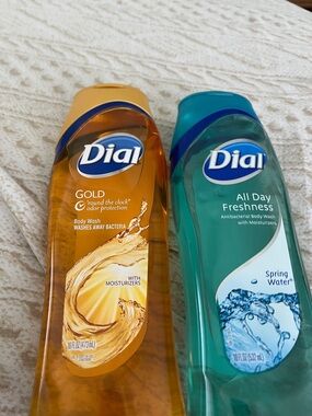 Dial Gold & Spring Water Body Wash Duo - Gold and Teal